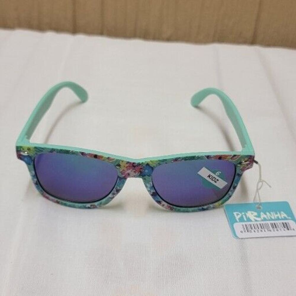Piranha Floral Print Kidz Sunglasses Style # 62075 Mint Green